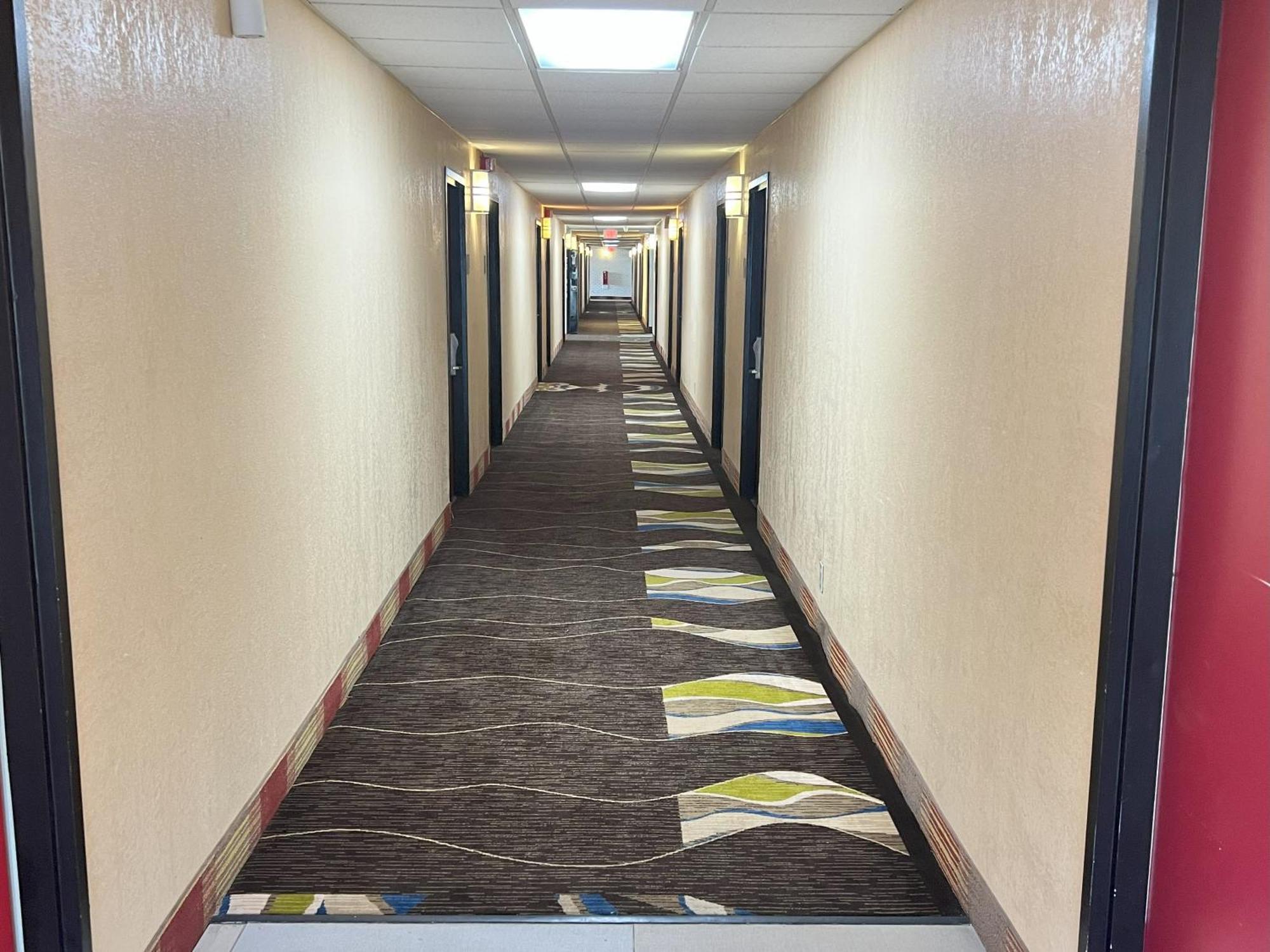 Countryside Suites Kansas City Independence I-70 East Sports Complex Hotel Esterno foto