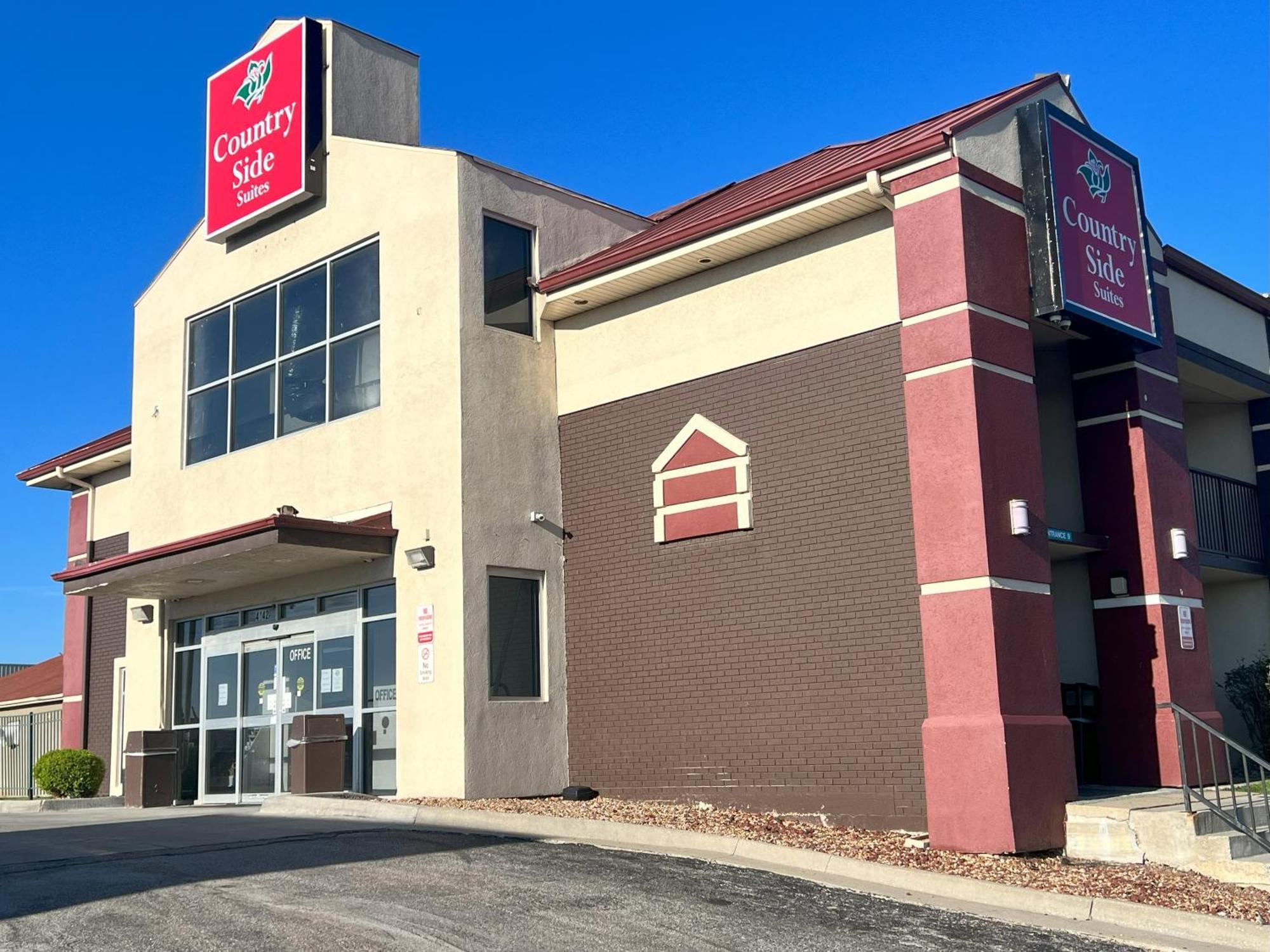 Countryside Suites Kansas City Independence I-70 East Sports Complex Hotel Esterno foto