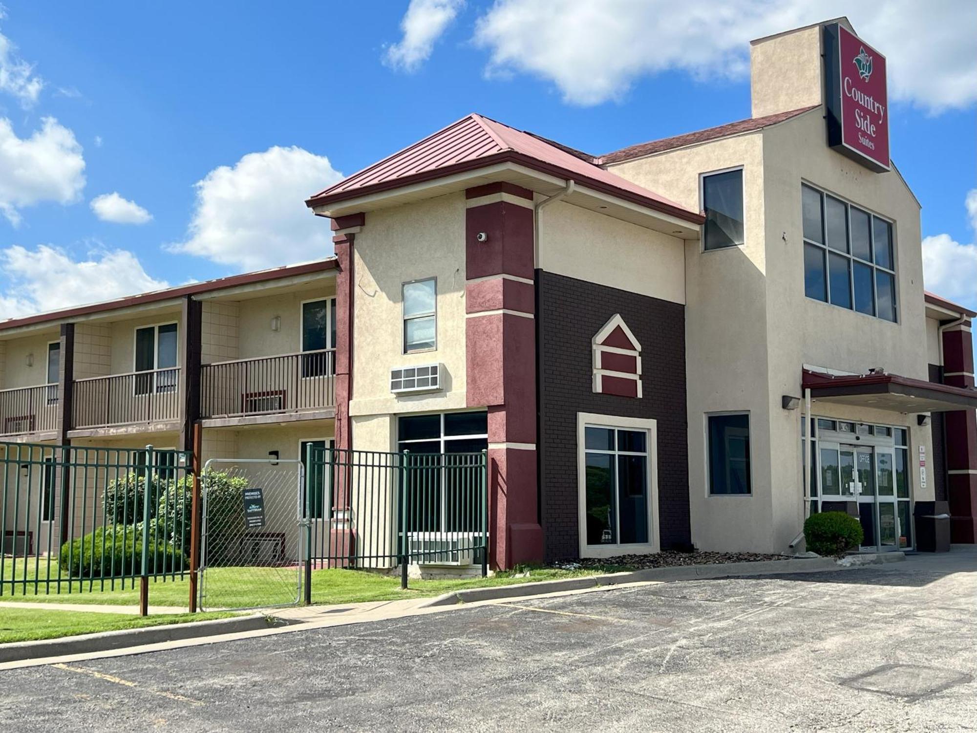 Countryside Suites Kansas City Independence I-70 East Sports Complex Hotel Esterno foto