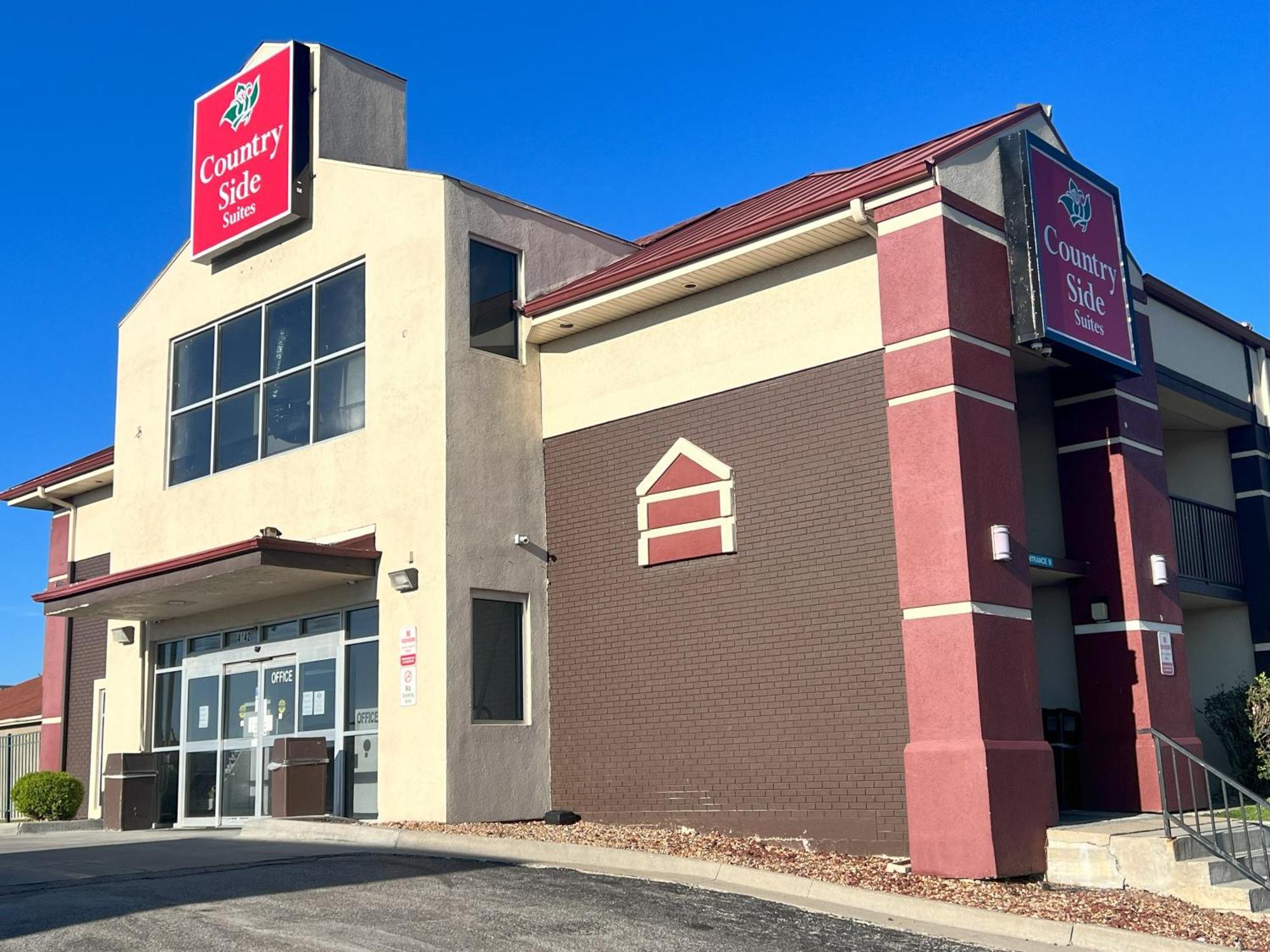 Countryside Suites Kansas City Independence I-70 East Sports Complex Hotel Esterno foto