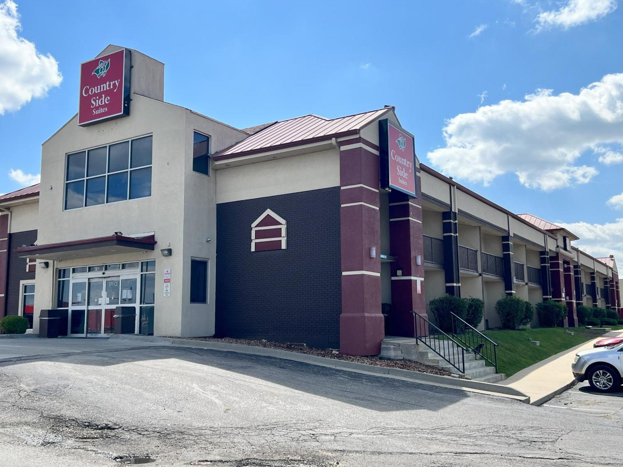 Countryside Suites Kansas City Independence I-70 East Sports Complex Hotel Esterno foto